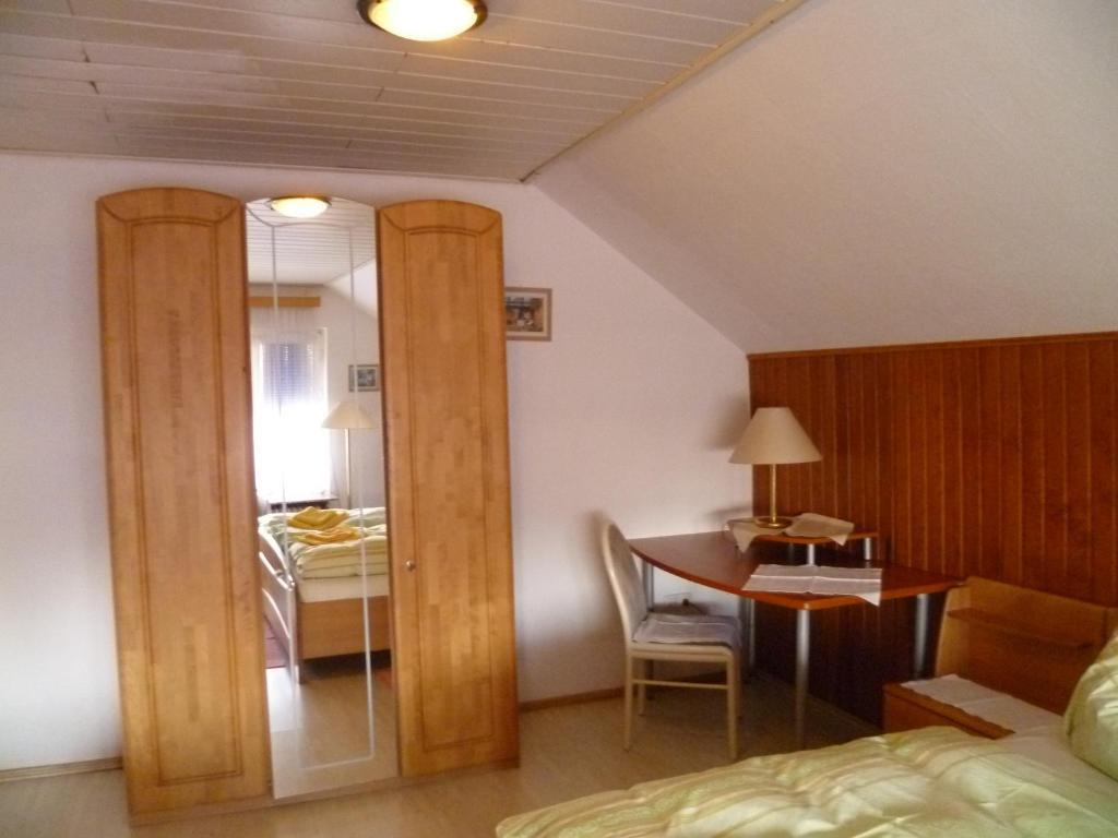 Hotel Rotbuche Westoverledingen Oda fotoğraf