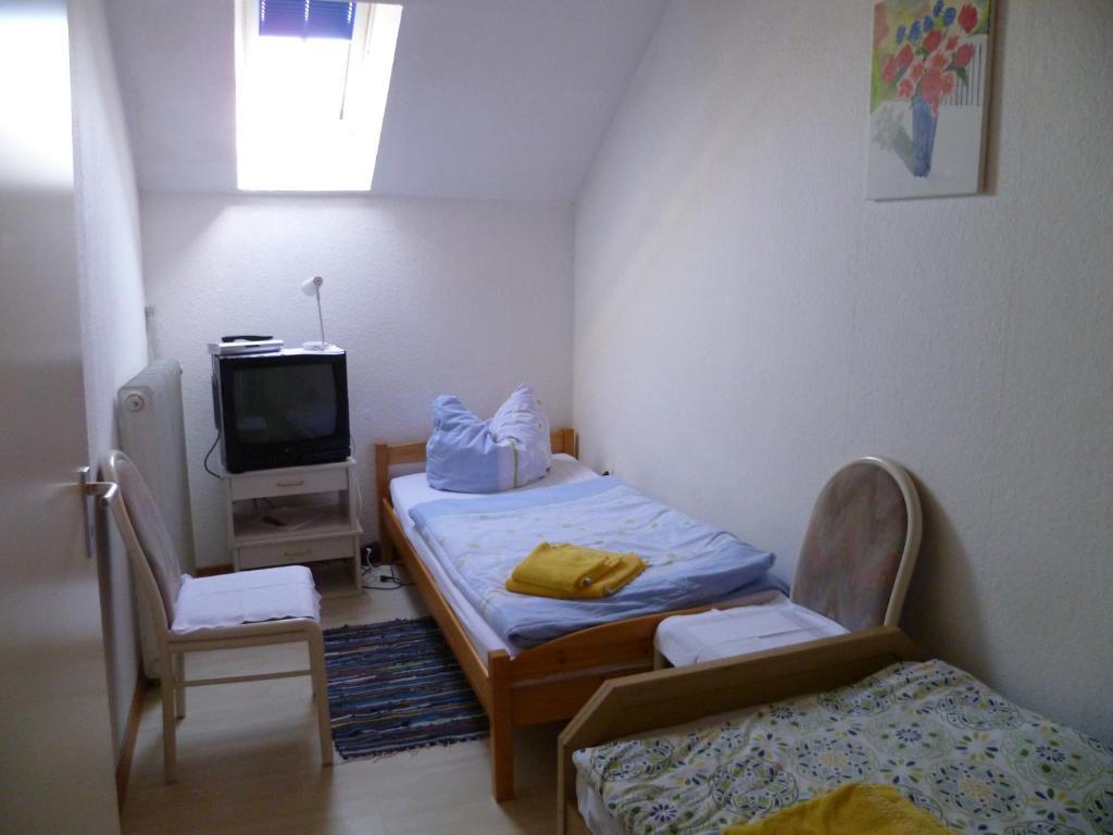 Hotel Rotbuche Westoverledingen Oda fotoğraf