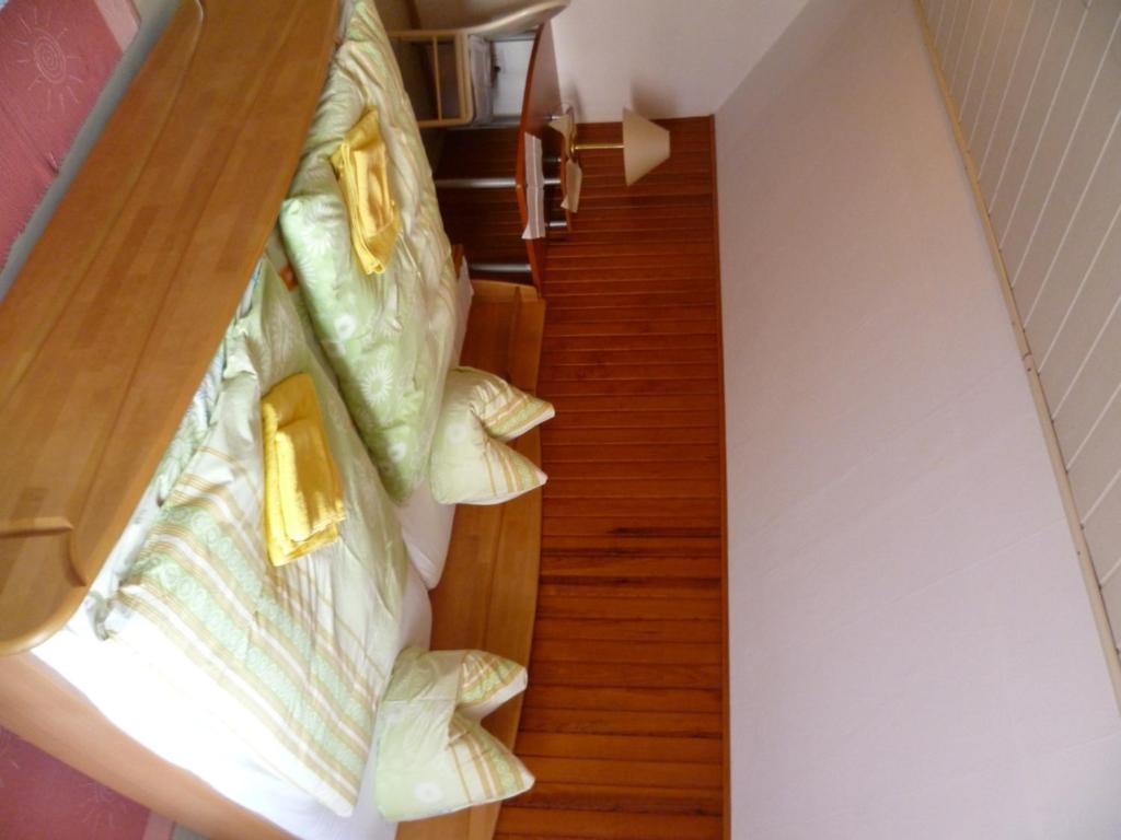 Hotel Rotbuche Westoverledingen Oda fotoğraf